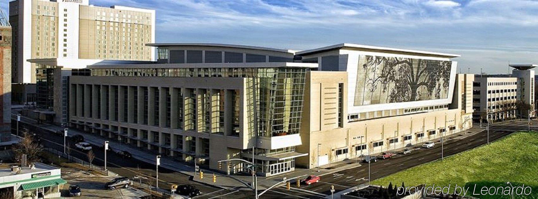 Holiday Inn Raleigh Downtown, An Ihg Hotel Exterior photo